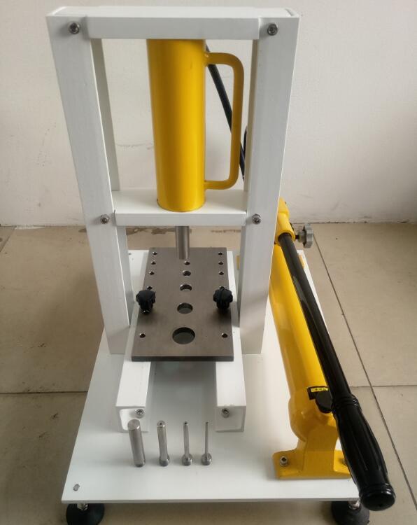 電線電纜沖芯裝置 電線電纜沖芯裝置